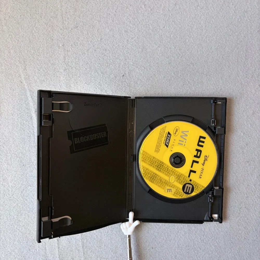 Disney Pixar Wall-E Nintendo Wii Video Game THQ RVL-P-RWAE E Rated